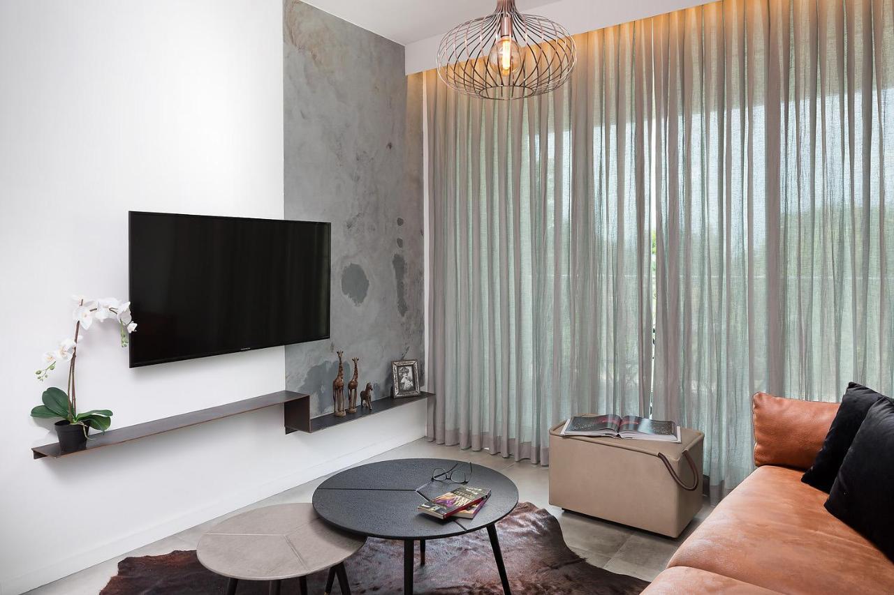 Caesarea Boutique Suite - סוויטת בוטיק קיסריה Экстерьер фото